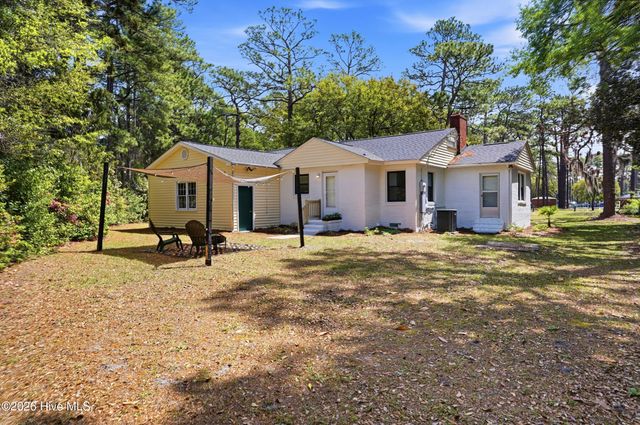 304 Parkway Drive, Wilmington, NC 28409