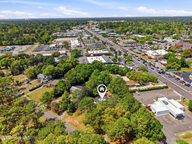 304 Parkway Drive, Wilmington, NC 28409