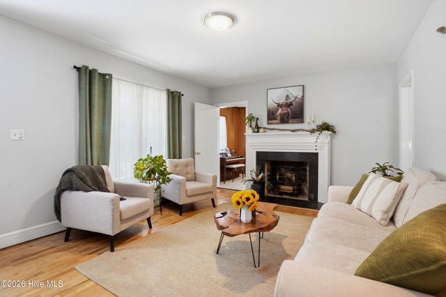 304 Parkway Drive, Wilmington, NC 28409