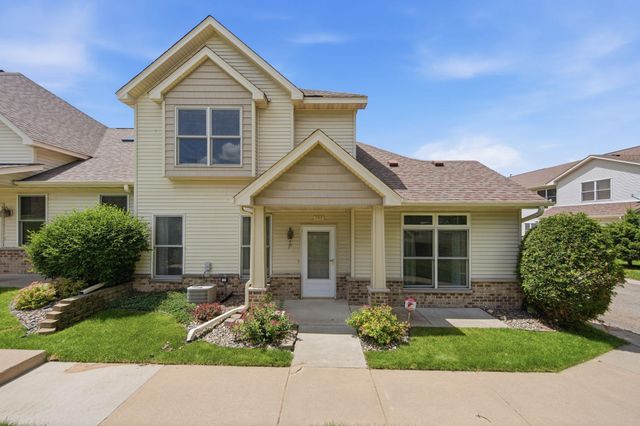 797 Parkside Lane, Columbia Heights, MN 55421