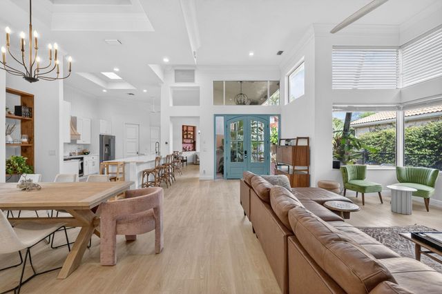 7450 Campo Florido, Boca Raton, FL 33433