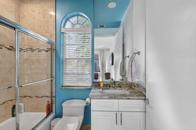 7450 Campo Florido, Boca Raton, FL 33433