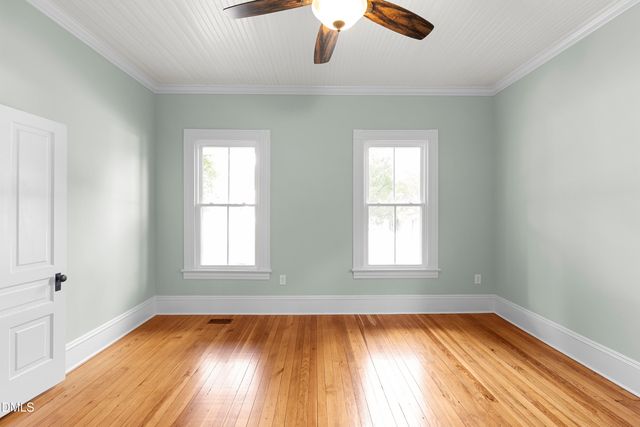 915 S 3rd Street, Sanford, NC 27330