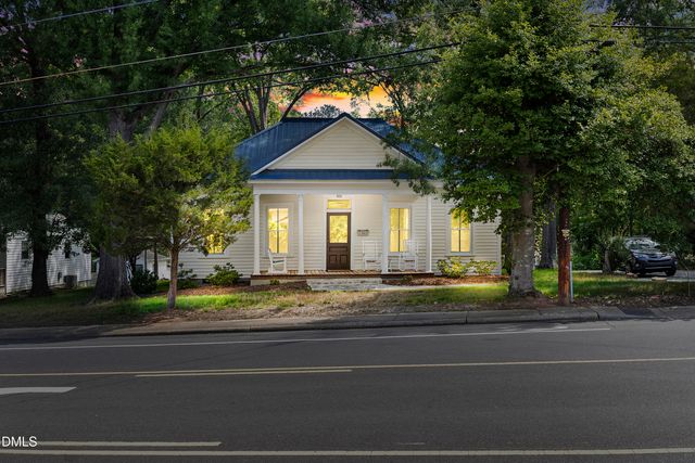 915 S 3rd Street, Sanford, NC 27330