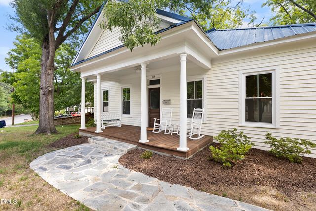 915 S 3rd Street, Sanford, NC 27330