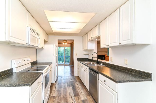 5103 Fairway Drive 2, Avon, IN 46123