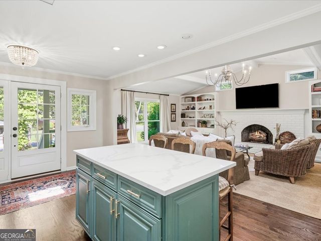 611 Highview Drive SE, Smyrna, GA 30082
