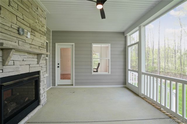 9088 Terroir Ln, New Kent, VA 23124