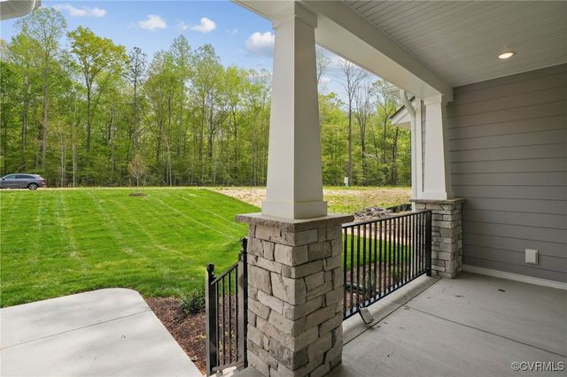 9088 Terroir Ln, New Kent, VA 23124