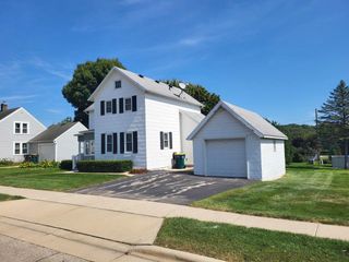 1206 2nd Street, New Glarus, WI 53574