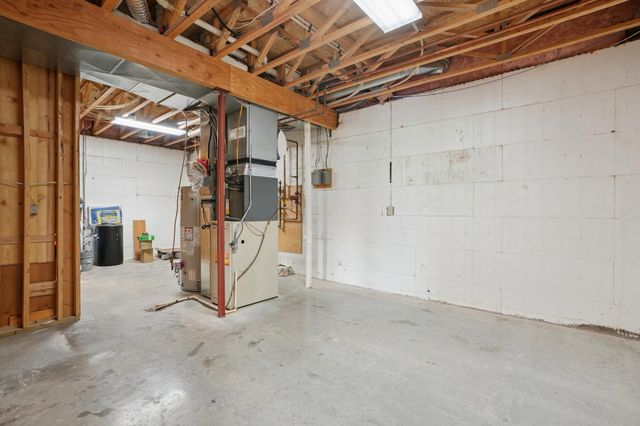 988 County Road T, Hammond, WI 54015