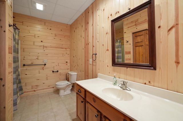 988 County Road T, Hammond, WI 54015