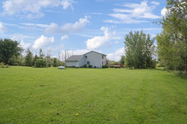 988 County Road T, Hammond, WI 54015