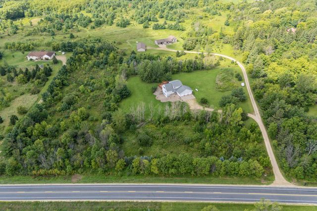 988 County Road T, Hammond, WI 54015
