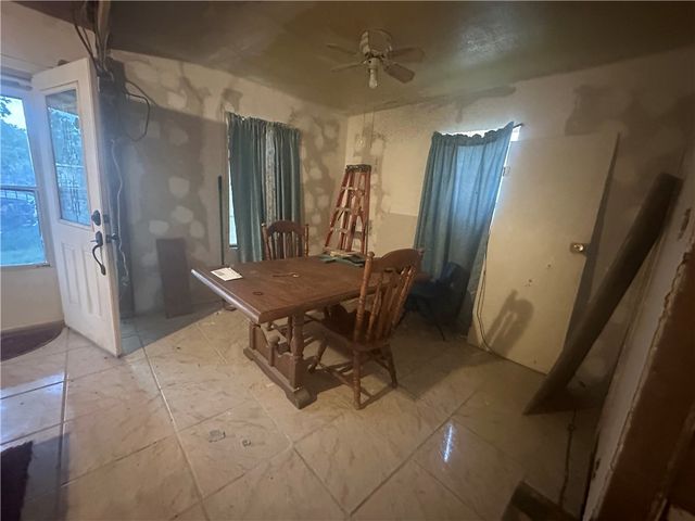 321 Cortez St, Corpus Christi, TX 78405