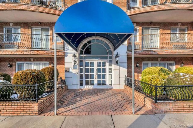 69-07 43rd Avenue 3G, Woodside, NY 11377