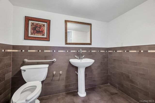 69-07 43rd Avenue 3G, Woodside, NY 11377