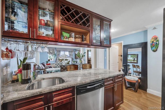 69-07 43rd Avenue 3G, Woodside, NY 11377