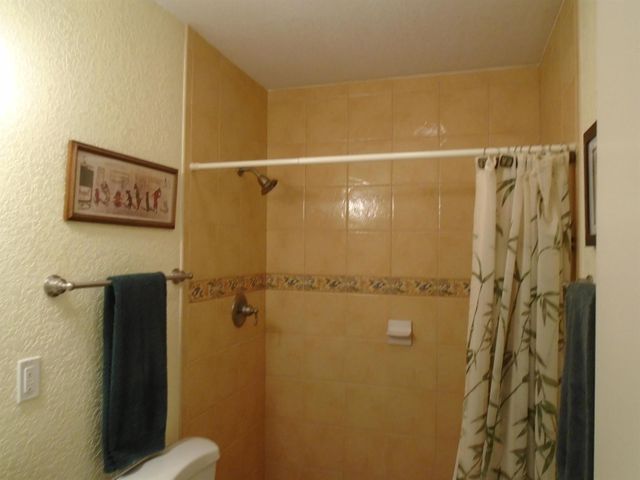 1133 Bayshore Drive 105, Fort Pierce, FL 34949