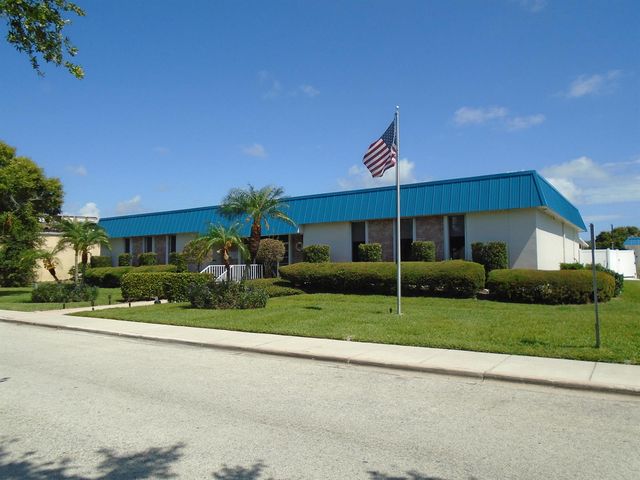 1133 Bayshore Drive 105, Fort Pierce, FL 34949