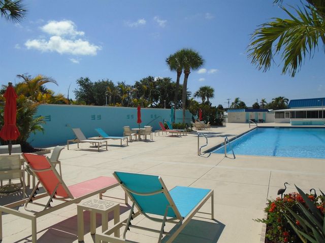 1133 Bayshore Drive 105, Fort Pierce, FL 34949