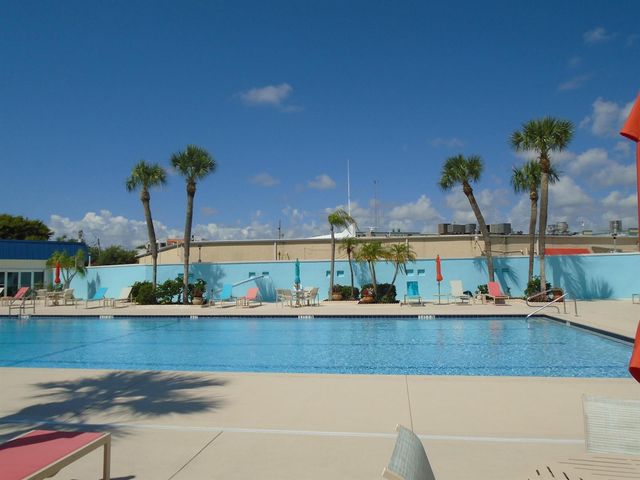 1133 Bayshore Drive 105, Fort Pierce, FL 34949