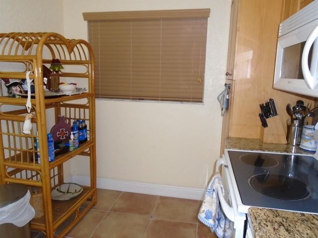 1133 Bayshore Drive 105, Fort Pierce, FL 34949