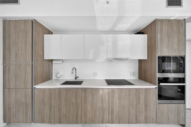 2900 NE 7th Ave 2209, Miami, FL 33137