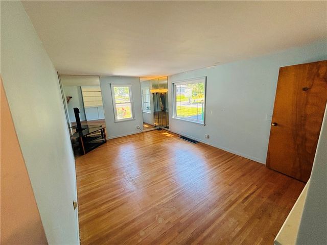 230 Desmond Road, Greece, NY 14616