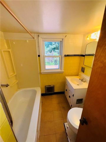 230 Desmond Road, Greece, NY 14616