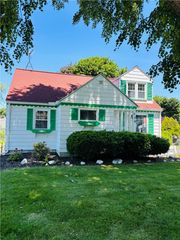 230 Desmond Road, Greece, NY 14616