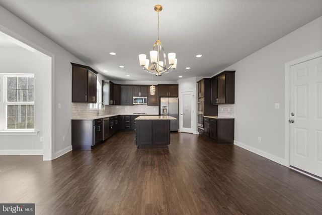 24018 WOODMORE DR, Hollywood, MD 20636