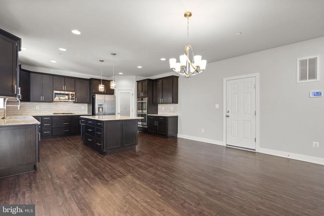 24018 WOODMORE DR, Hollywood, MD 20636