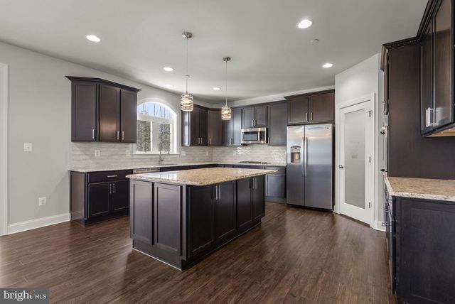 24018 WOODMORE DR, Hollywood, MD 20636