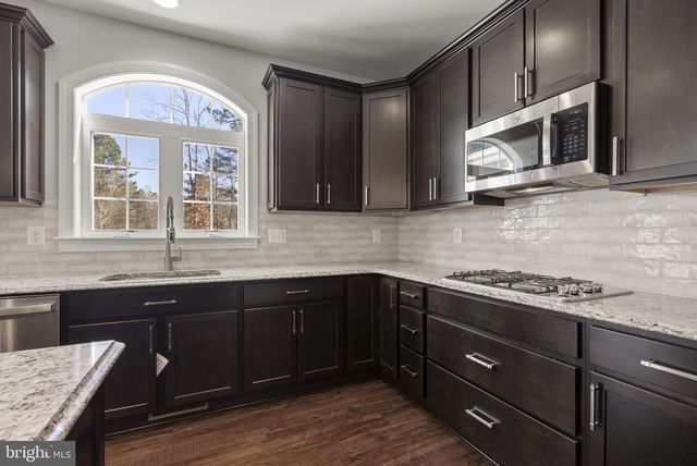 24018 WOODMORE DR, Hollywood, MD 20636