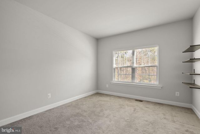 24018 WOODMORE DR, Hollywood, MD 20636