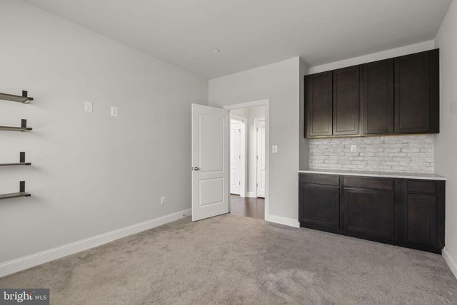 24018 WOODMORE DR, Hollywood, MD 20636