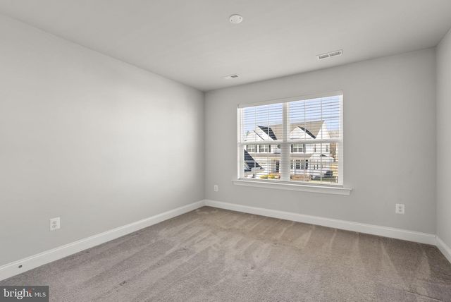 24018 WOODMORE DR, Hollywood, MD 20636