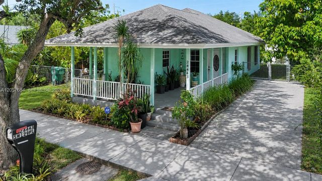 24443 SW 129th Place, Homestead, FL 33032