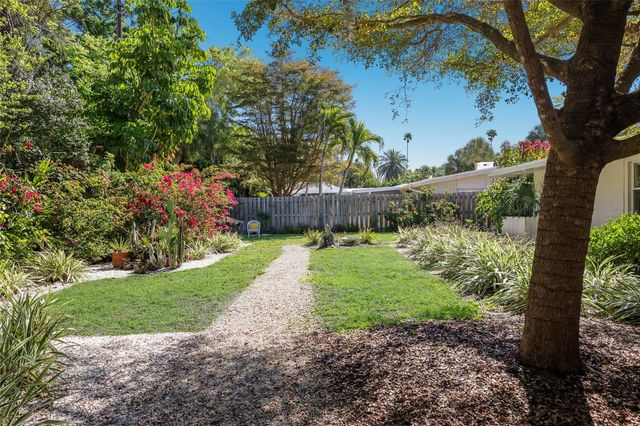 455 S SHORE DRIVE, Sarasota, FL 34234