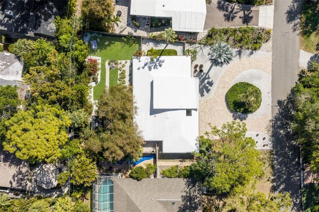 455 S SHORE DRIVE, Sarasota, FL 34234