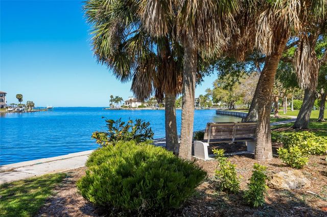 455 S SHORE DRIVE, Sarasota, FL 34234