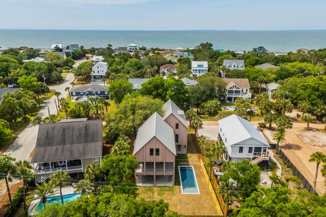 3102 Fort Street, Edisto Island, SC 29438