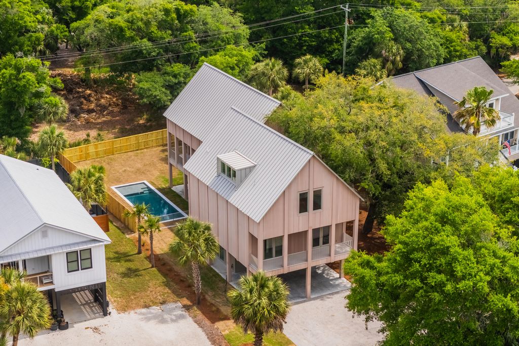 3102 Fort Street, Edisto Island, SC 29438