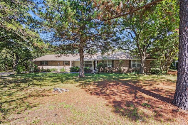 2025 Woodlake Road, Denison, TX 75021