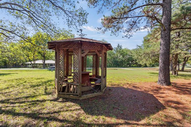 2025 Woodlake Road, Denison, TX 75021