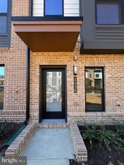 2136 TYSONS RIDGELINE RD, Falls Church, VA 22043