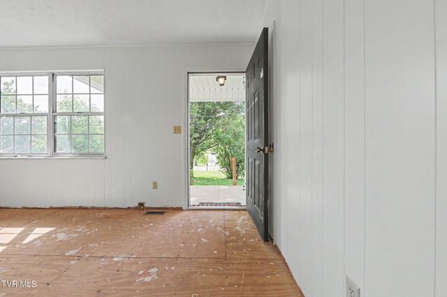 3612 Newport Highway, Greeneville, TN 37743