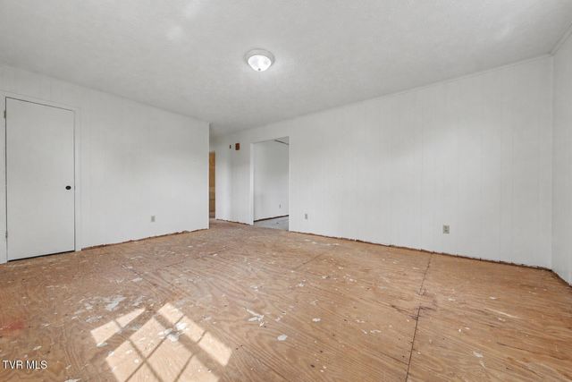 3612 Newport Highway, Greeneville, TN 37743