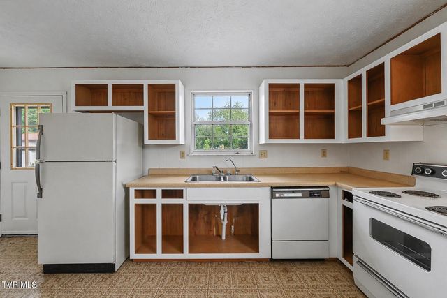 3612 Newport Highway, Greeneville, TN 37743